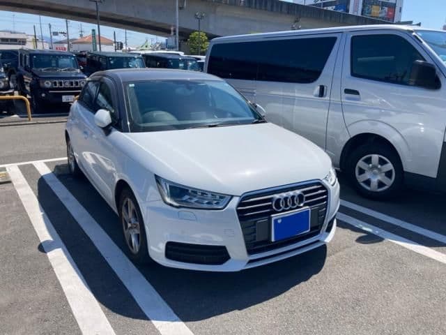 AUDI
