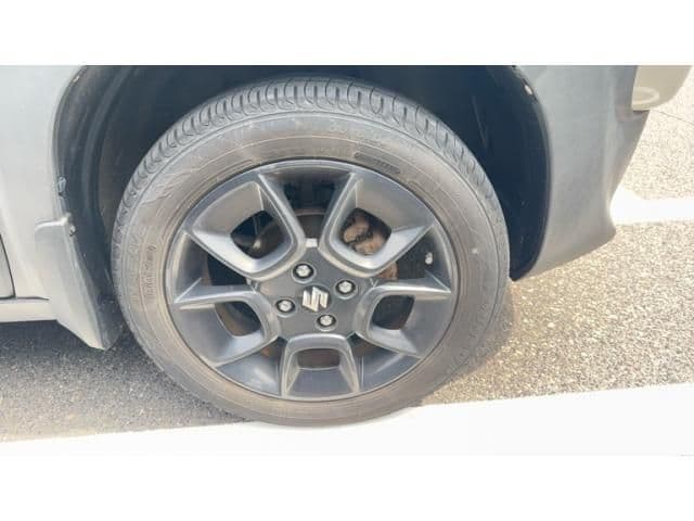 Car thumbnail 3