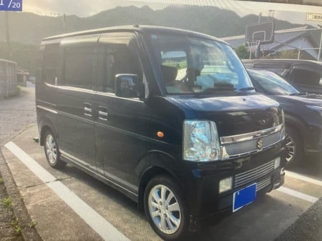 SUZUKI