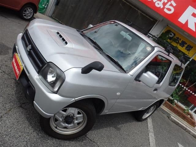 Car thumbnail 4