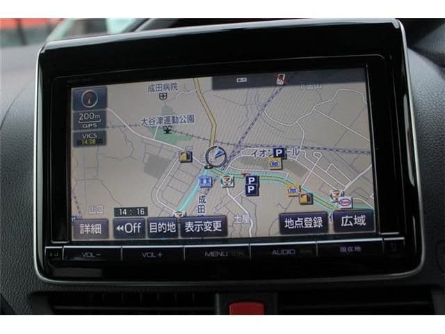 Car thumbnail 3