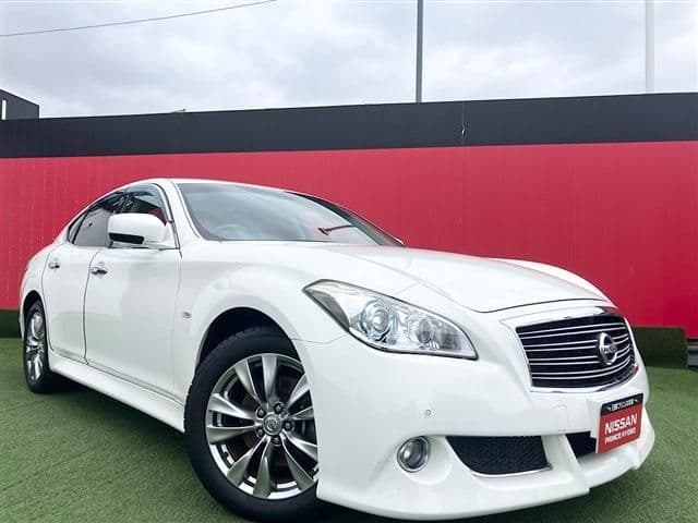 NISSAN