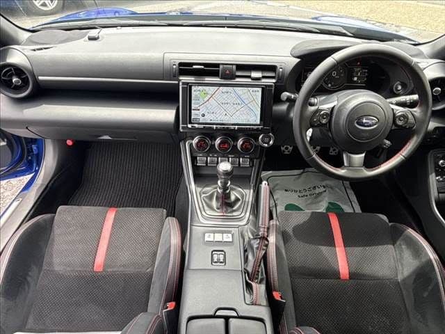 Car thumbnail 3