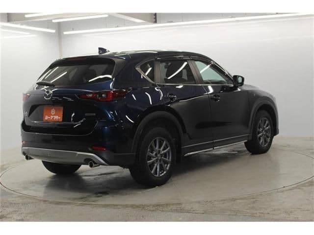 Car thumbnail 4