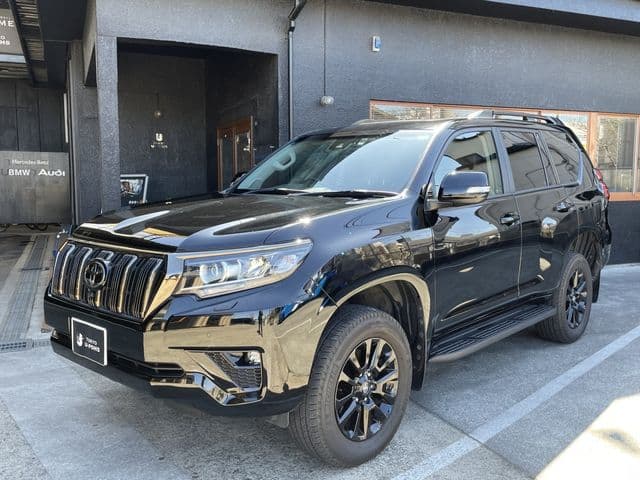 Car image 1