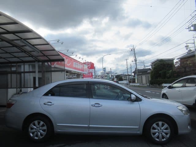 Car thumbnail 4