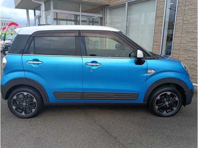 Car thumbnail 3
