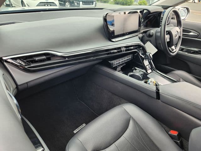 Car thumbnail 2