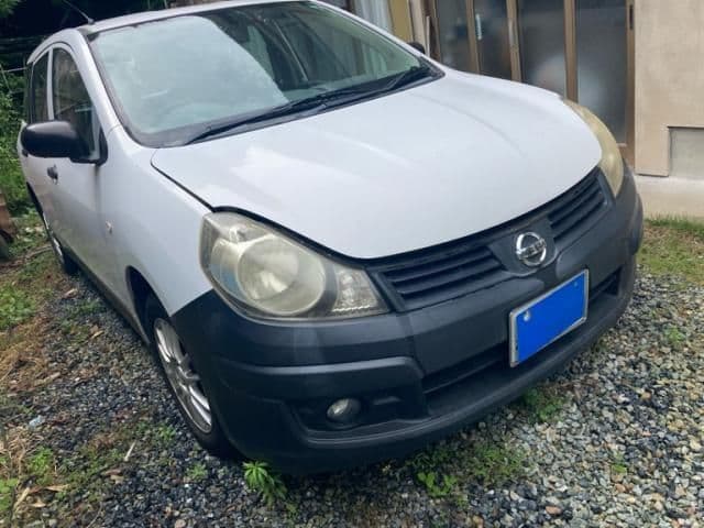 NISSAN