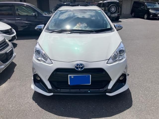 Car image 1
