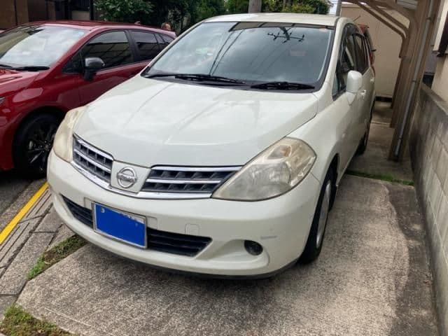 NISSAN