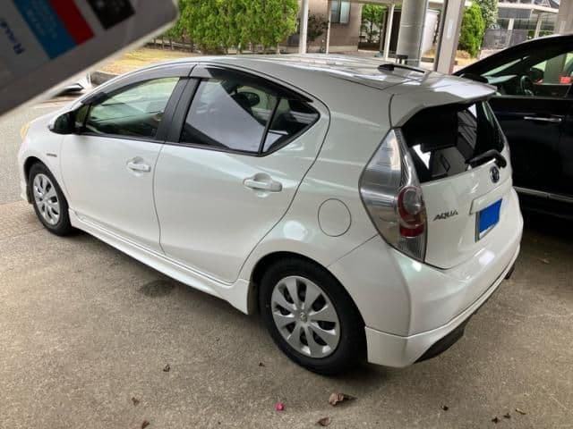 Car thumbnail 4