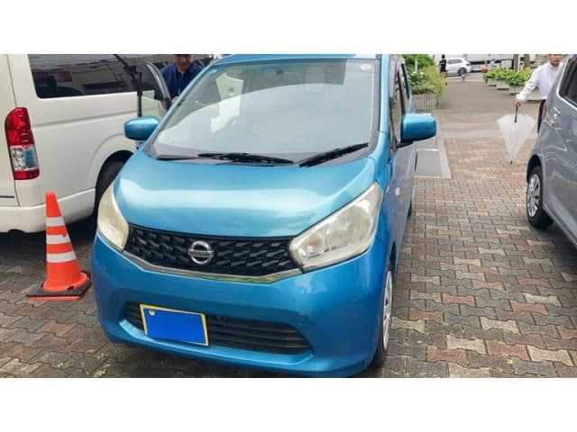 Car image 1