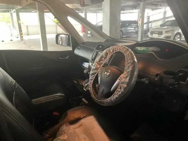 Car thumbnail 4