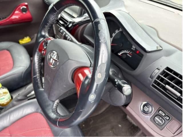 Car thumbnail 3
