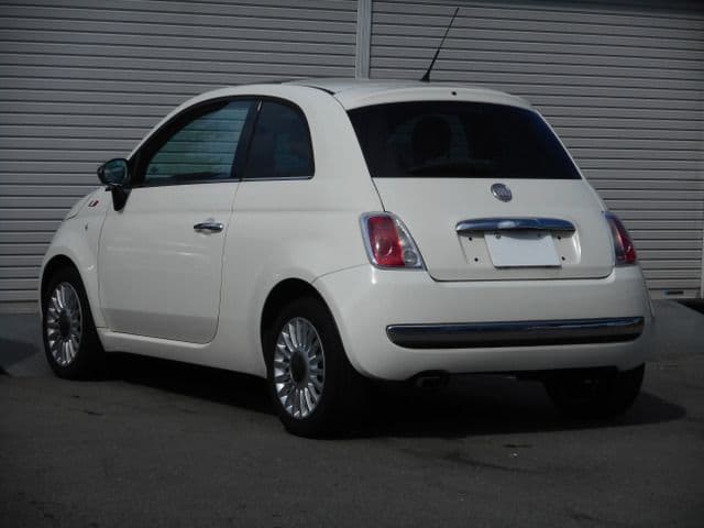 Car thumbnail 2