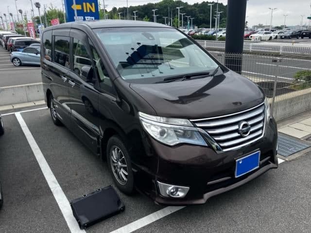 NISSAN