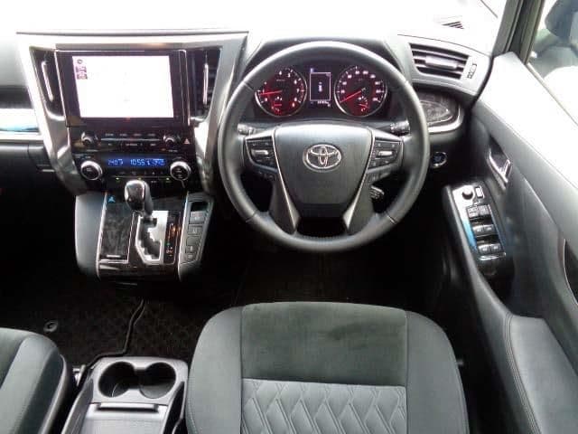 Car thumbnail 3