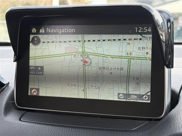 Car thumbnail 3