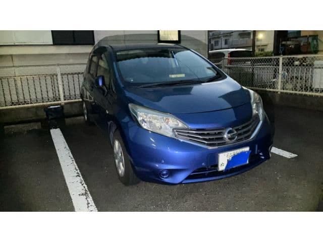Car image 1