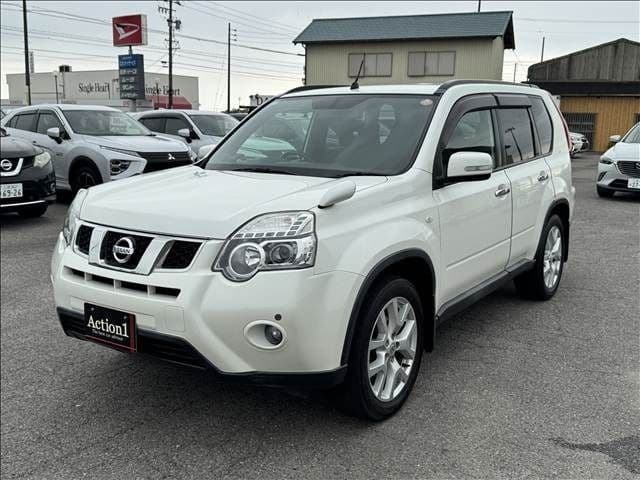 NISSAN