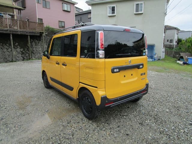 Car thumbnail 4