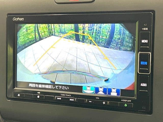 Car thumbnail 4