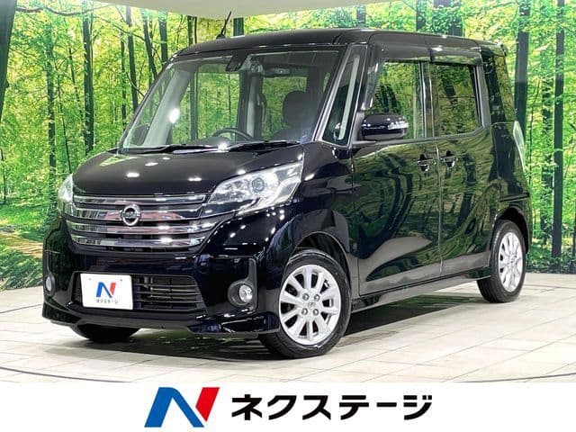 NISSAN