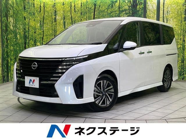 NISSAN