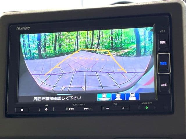 Car thumbnail 4