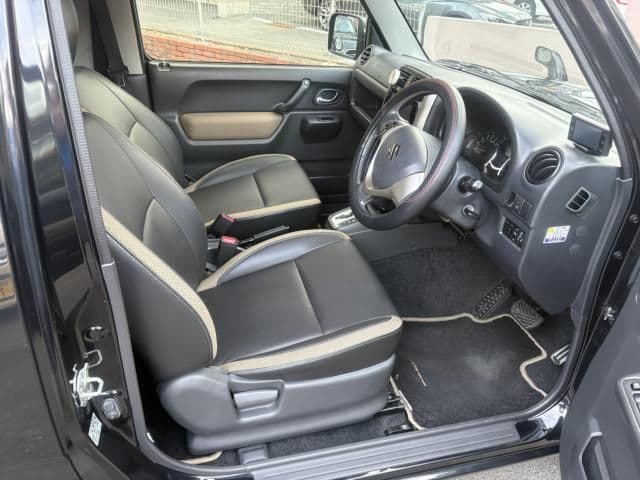 Car thumbnail 4