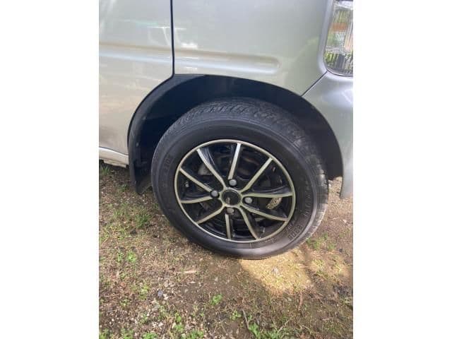 Car thumbnail 3