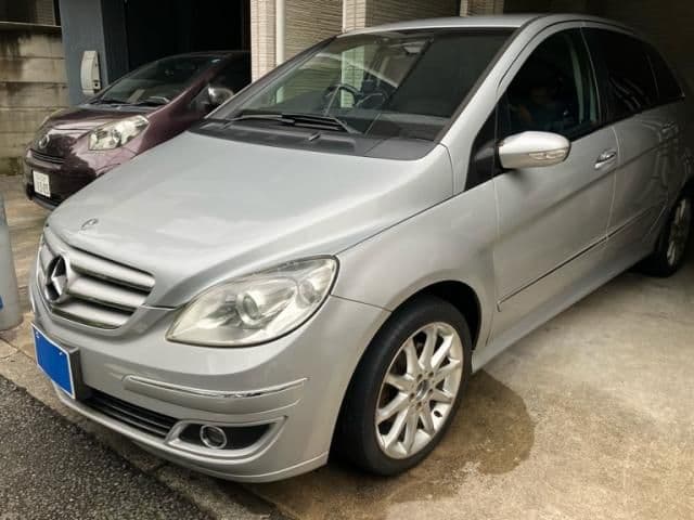 MERCEDES BENZ