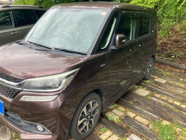 Car thumbnail 4