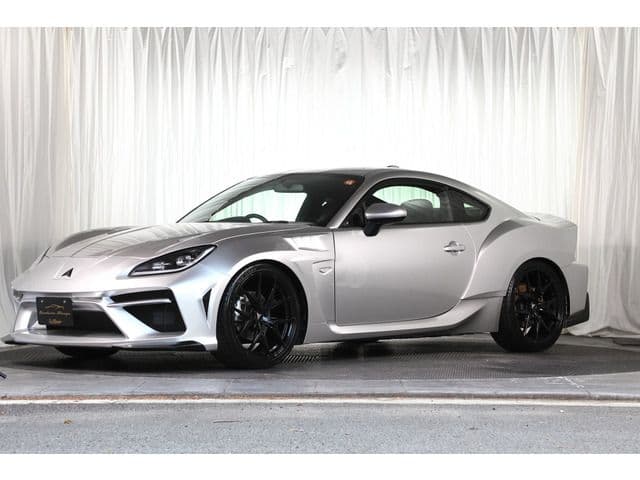Car thumbnail 3