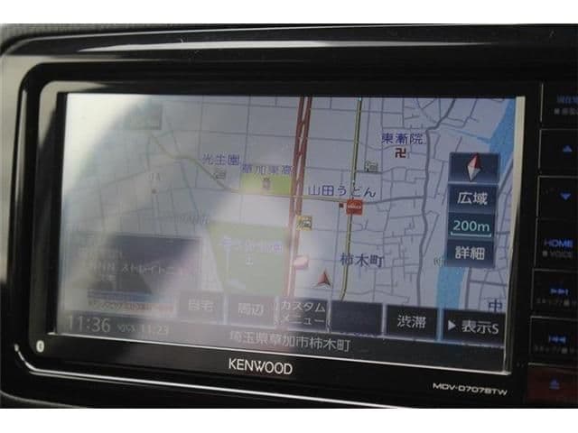 Car thumbnail 3