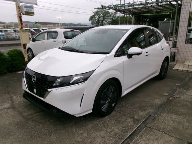 Car thumbnail 3