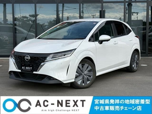 NISSAN