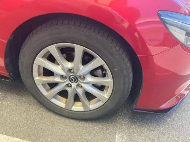 Car thumbnail 4