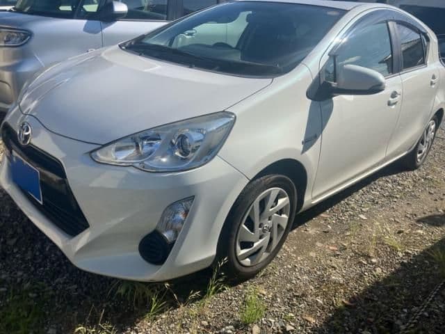 Car thumbnail 3