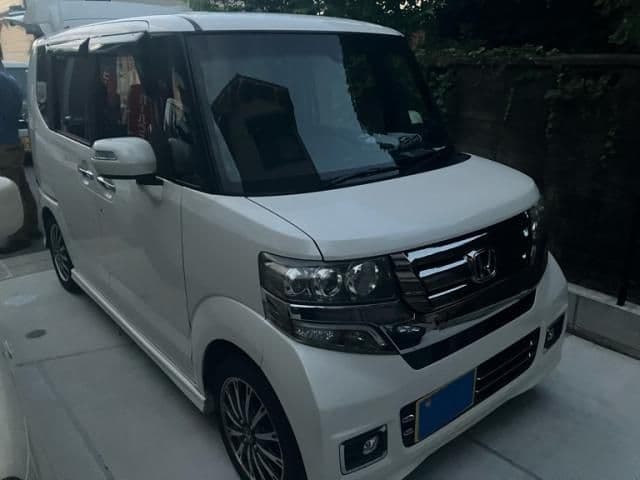Car image 1