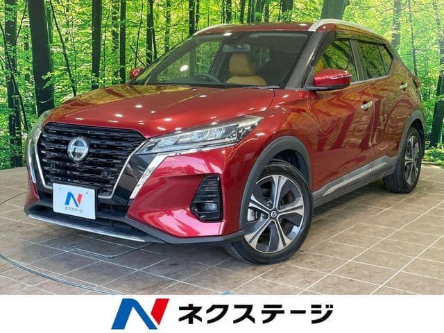 NISSAN