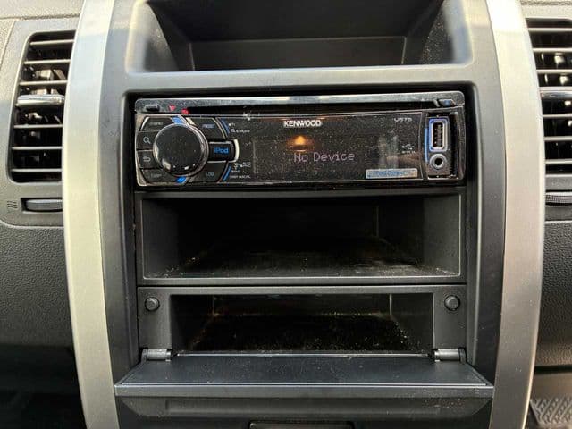 Car thumbnail 4