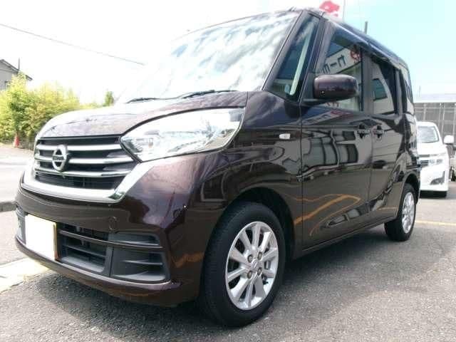 NISSAN