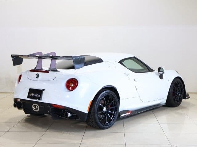 Car thumbnail 2