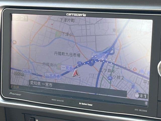 Car thumbnail 4