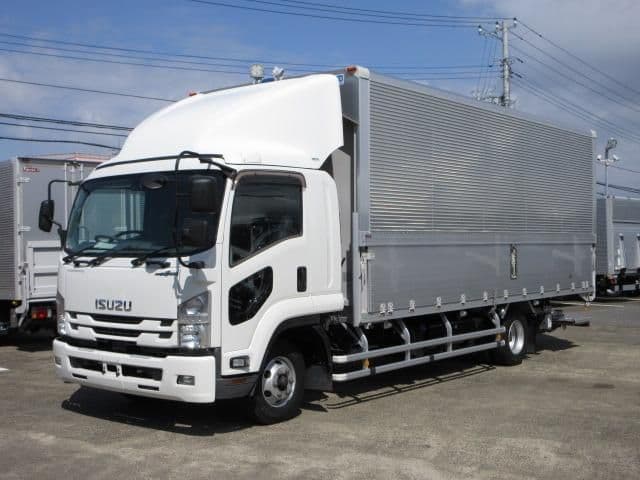 ISUZU
