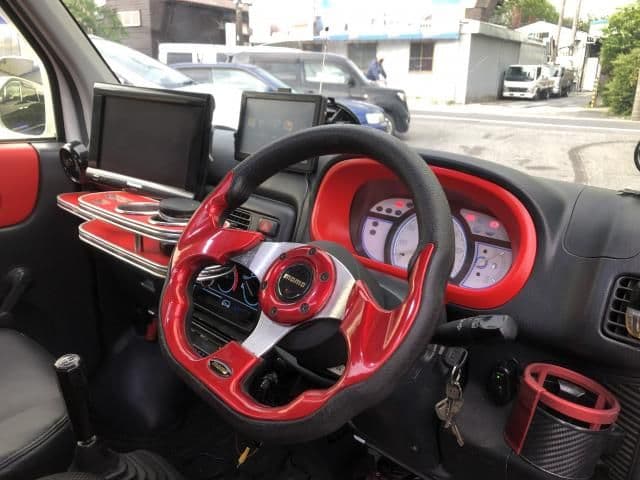 Car thumbnail 2