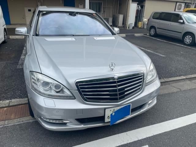 Car thumbnail 2