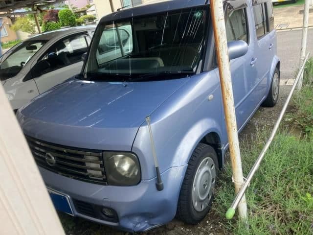 NISSAN